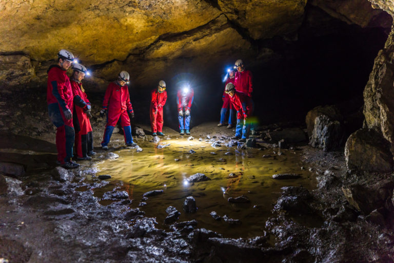 Tour-in-die-Schneckenlochhoehle